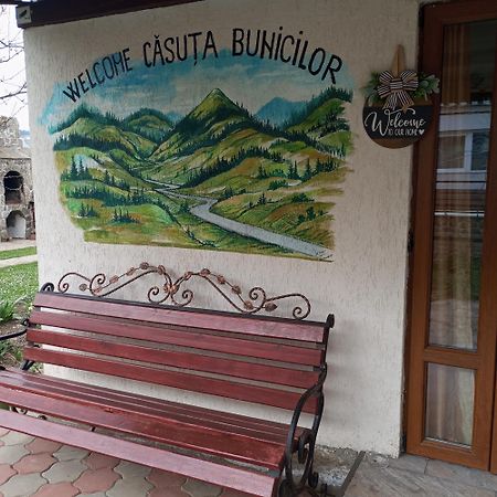 Villa Casuta Bunicilor Dorna Cindrenilor Exterior foto